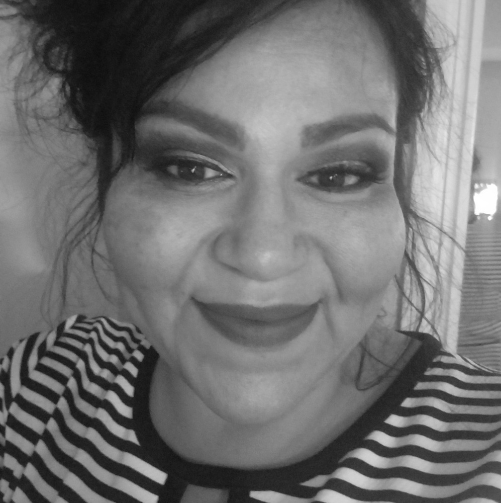Meet your Posher, Cynthia